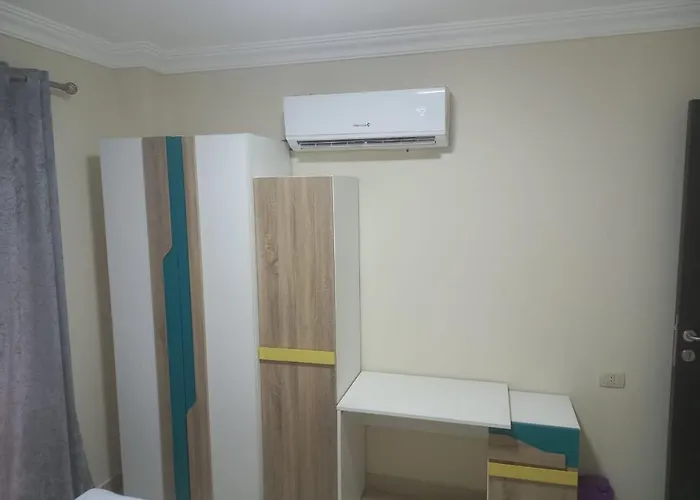 شاليهات للايجار للعائلات فقط بأرقي قري العين السخنه Apartment *